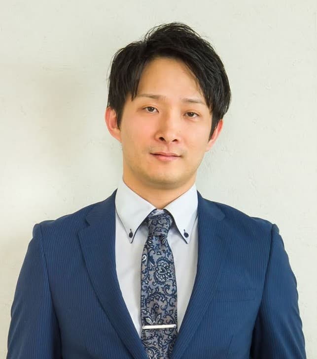 代表：小川 竜司